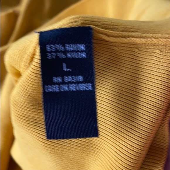 🎉 3 for $15 Cyrus top - Picture 5 of 5